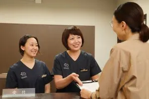頭痛の痛み自体はそれほど重くないのですが、長年続いていて気になっています。このような症状でも受診していいでしょうか。